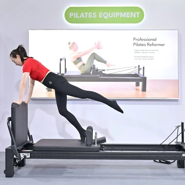 Reformer de Pilates de uso comercial.webp