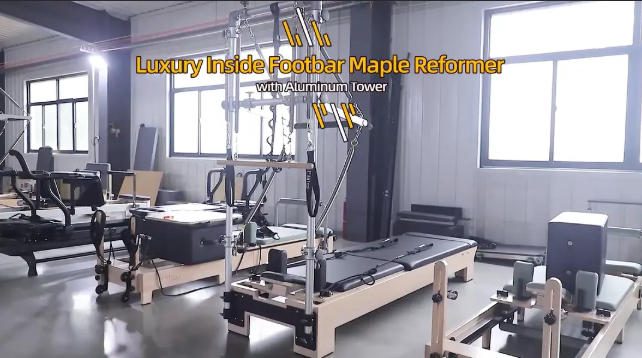 Reformer Luxury Inside de arce con barra de pies.jpg Reformer Luxury Inside de arce con barra de pies.jpg